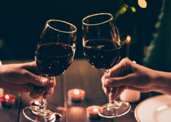 Você nunca imaginou uma experiência de jantar assim em Paris