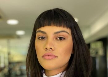 Como escolher o tipo perfeito de baby bangs para seu rosto