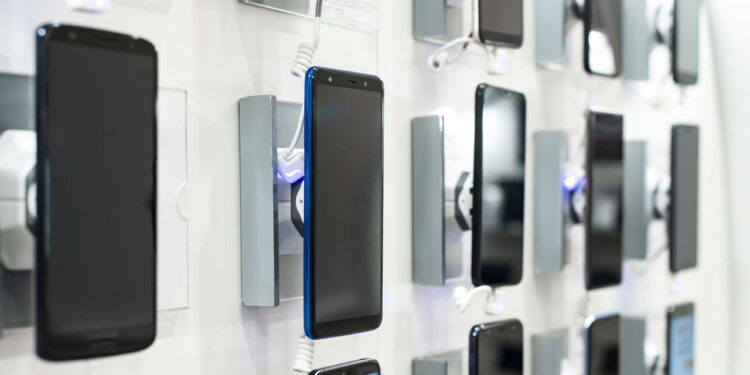 Top 5 celulares ‘à prova d’água’ que estão com descontos