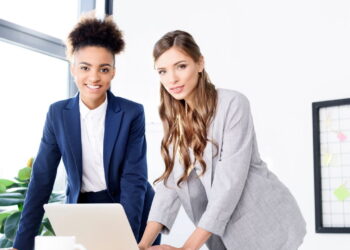 Por qual motivo menos de um terço dos profissionais de tecnologia são mulheres?