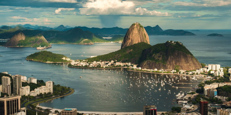 Os 5 lugares mais incríveis que você precisa conhecer no Brasil
