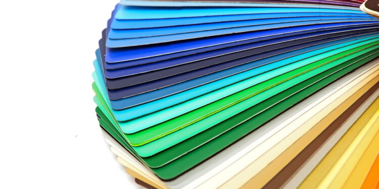 O segredo para arrasar em combinações de cores com sofisticação