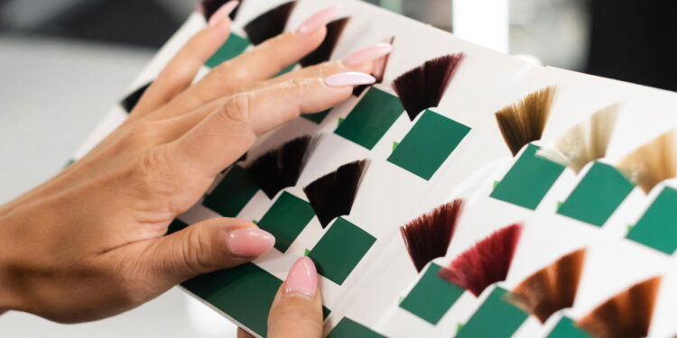 Mulheres chiquíssimas! Essas são as tendências de cabelo para 2025