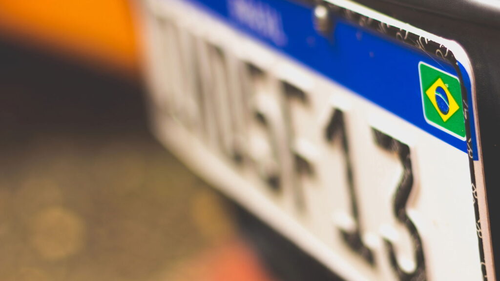 Nova lei da placa Mercosul já está em vigor e valendo para todos os motoristas