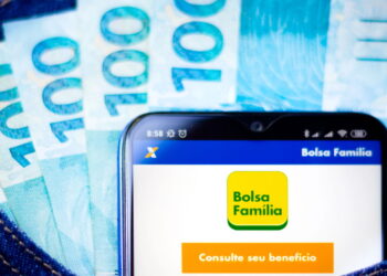 Governo cogita suspender o Auxílio Gás em maio impactando famílias do Bolsa Família