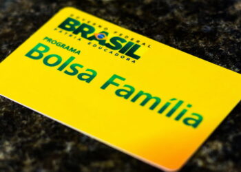 Veja as novas regras para poder manter seu benefício do Bolsa Família em tacto