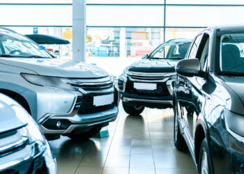 Confira 5 melhores carros usados por até R$ 35 mil, perfeitos para quem procura o primeiro veículo!