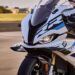 A BMW S 1000 RR 2025 começa a ser produzida no Brasil e consumidores ficam ansiosos