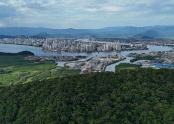 Cidade fica 5 dias sem água e afeta mais de 150 mil habitantes