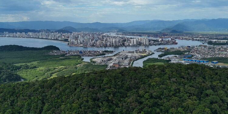 Cidade fica 5 dias sem água e afeta mais de 150 mil habitantes