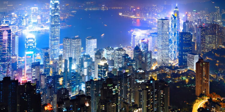 Essa cidade é a líder mundial em arranha-céus, com mais de 8.000 mil estruturas!