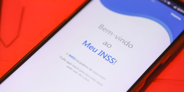 Saiba o valor que os aposentados do INSS irão receber no 13º salário em 2025