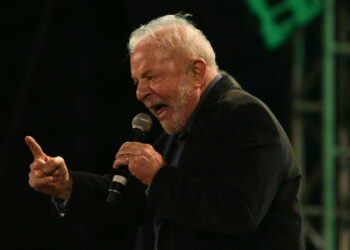 Salário mínimo pode ter aumento ainda este ano? Veja proposta do governo sobre o benefício