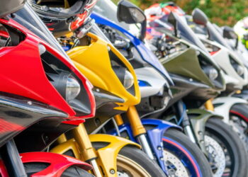 Top 6 motos incríveis que entregam potência e estilo, mas sem comprometer seu orçamento