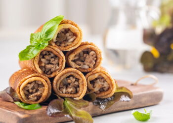 Receita de Panquecas de carne moída cremosa e fácil de fazer