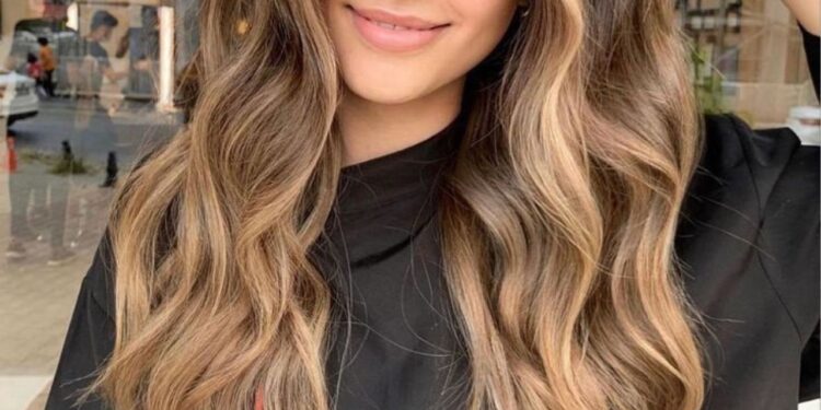 Segredo revelado para manter cabelos com luzes sempre lindos