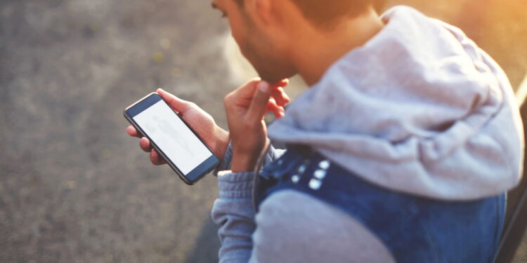 Melhores dicas e motivos para você deveria desligar o Wi-fi do celular antes de sair de casa