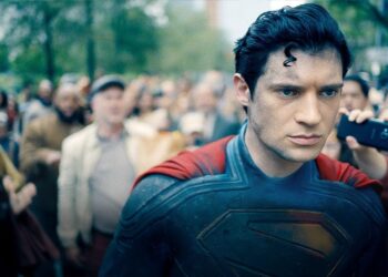 Trailer do filme Superman revela novos vilões e heróis deixando os fãs eufóricos
