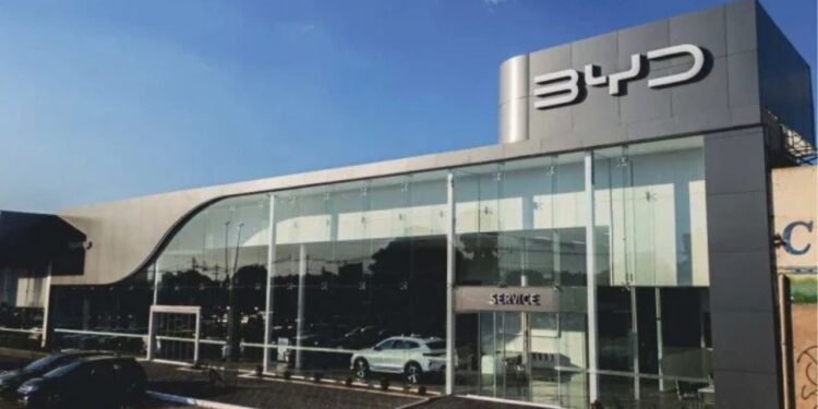 Nova fábrica da BYD ganha destaque por faturar mais de 1 milhão de carros neste ano