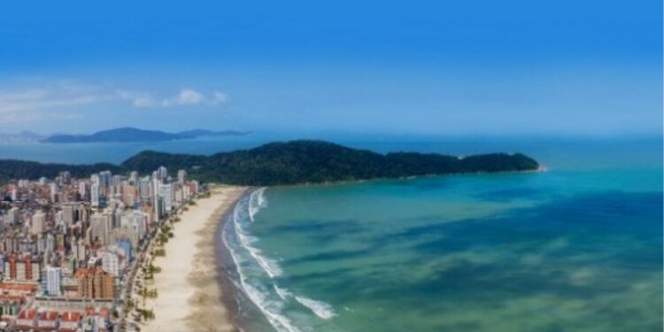 Cidade brasileira é uma das mais visitadas do país por suas prais lindas e majestosas
