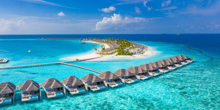 Conheça uma das cidades mais lindas do planeta por suas praias de areia branca