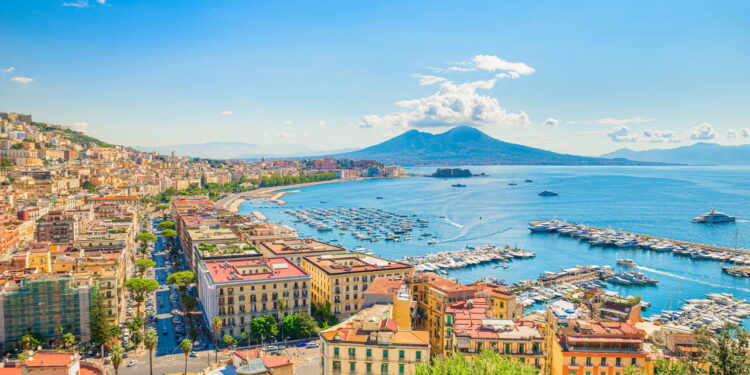 Cidade se torna polo econômico de destaque atraindo visitantes e investidores do mundo inteiro