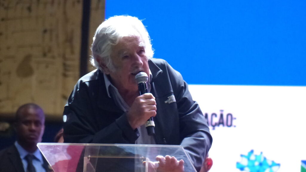 Morre aos 89 anos ex-presidente da república