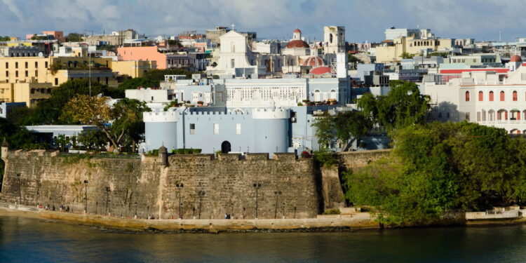Conheça uma cidade rica em cultura que está atraindo turistas de todo o mundo