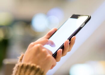 Por que alguns SMS de verificação demoram tanto para chegar? 