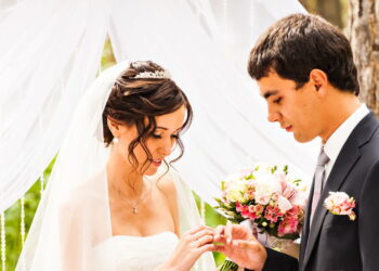 Casar com mortos e outras leis bizarras que ainda existem