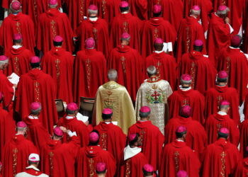 Eleição secreta do papa revela detalhes surpreendentes