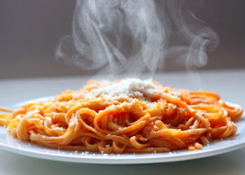 Quem busca saúde precisa conhecer essa receita de macarrão que vai te surpreender