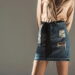 O jeito mais estiloso de renovar sua saia jeans velha