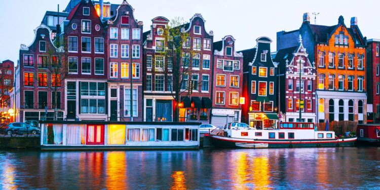 Cidade atrai turistas e moradores pela qualidade de vida e oportunidades