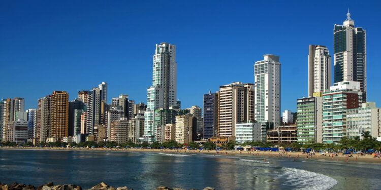 Cidade brasileira é um dos maiores pontos turísticos de visitantes internacionais