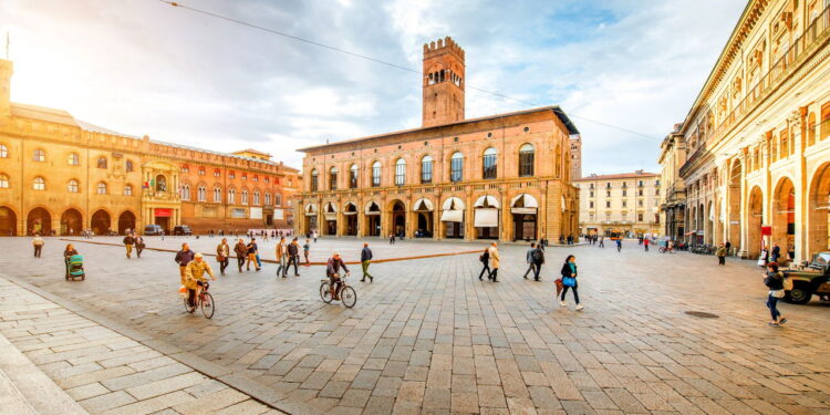 Cidade atrai visitantes e novos moradores por sua rica economia e atmosfera calma