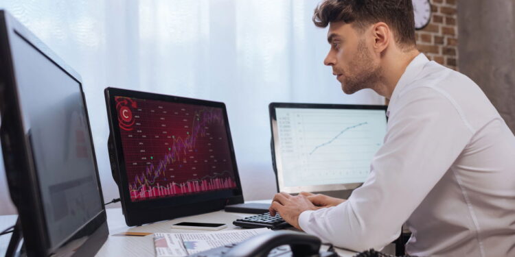 Novo golpe da falsa central telefônica chega no Brasil fazendo milhares de vitimas