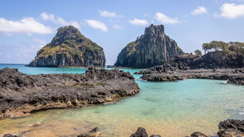 O paraíso escondido que conquista corações e revela um dos mares mais lindos do planeta