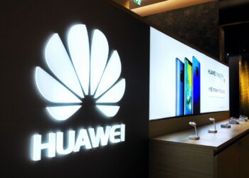 Huawei volta ao mercado brasileiro de smartphones surpreendendo os usuários