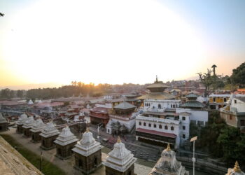 Conheça a cidade que encantou os turistas por suas lindas montanhas e paisagens