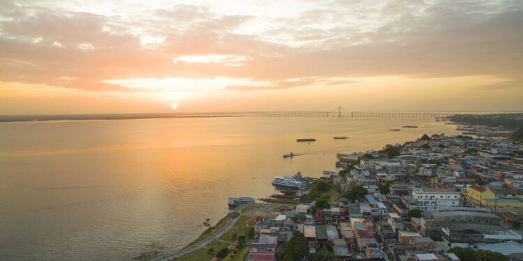 Clima de alto calor chega de forma surpreendente no Norte deixando moradores em alerta