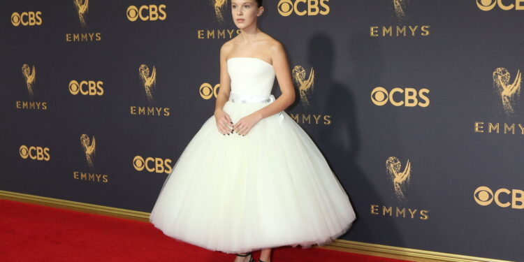 Ela superou a perda auditiva e agora é uma das maiores estrelas do cinema!