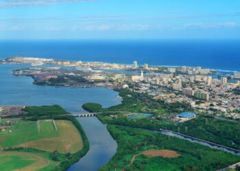Cidade se torna destaque pelas suas praias deslumbrantes atraindo milhões de turistas de todo o mundo