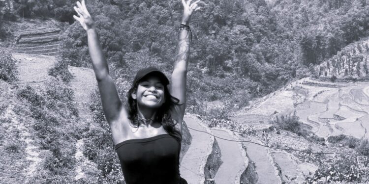 MMorre aos 26 anos Juliana Marins, brasileira que caiu em vulcão durante trilha na Indonésia