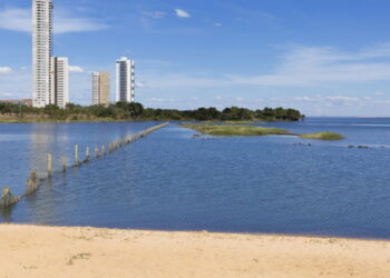 Calor intenso assusta moradores no Norte com temperaturas que seguem em alta e chegam aos 35°C