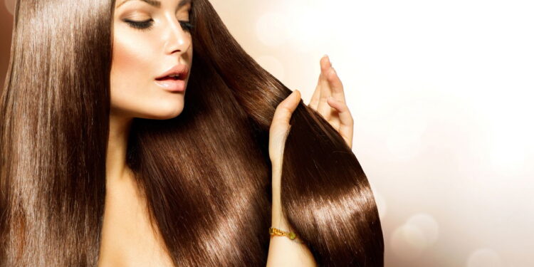 Este produto viral está mudando a rotina de quem ama cabelo liso