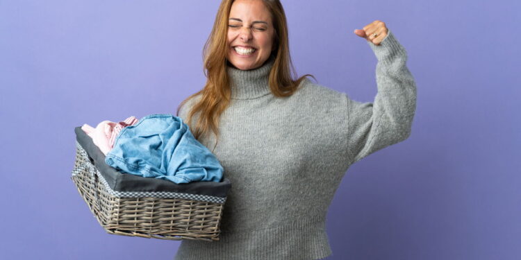 O cesto de roupas mais sustentável que você pode fazer em casa