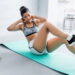 5 exercícios para afinar a cintura e definir o abdômen em casa