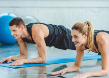 Os 6 exercícios para quem quer treinar todo dia em casa