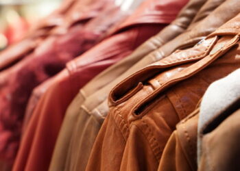 A jaqueta de couro é a peça mais atemporal da moda urbana